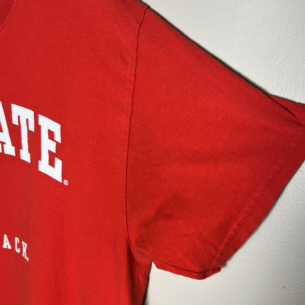 Y2K North Carolina State University Wolfpack MV Sports Red T-Shirt Men’s Size L - Picture 6 of 10